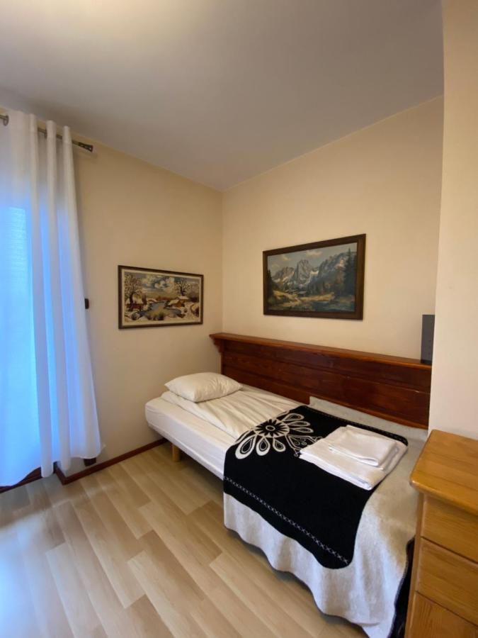 Apartamento Dom Z Witrazami Bukowina Tatrzańska Exterior foto